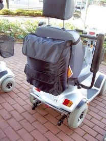 Väska för skoter och rullstol